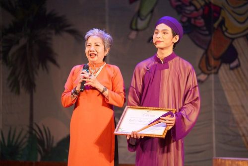 Hoạt động "Tèo học chèo" do NSƯT Ngọc Ánh trực tiếp hướng dẫn