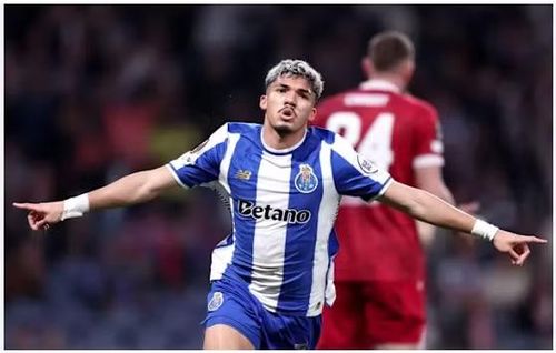 CLB Porto cài điều khoản giải phóng William Gomes lên tới 80 triệu Euro, tuy nhiên đội bóng này cũng sẵn sàng đàm phán với mức giá thấp hơn.