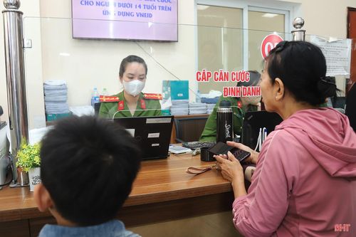 Cao điểm cấp căn cước, tài khoản định danh điện tử cho công dân từ 6 đến dưới 14 tuổi tại Hà Tĩnh diễn ra từ ngày 10/4/2026 - 8/5/2026.