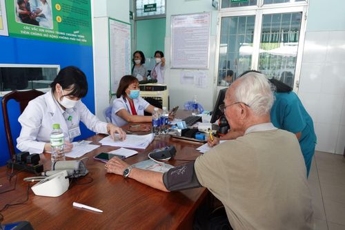 Dự kiến có 10,3 triệu lượt người dân TP Hồ Chí Minh được khám sức khỏe định kỳ.