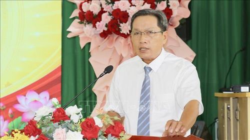 Bí thư Chi bộ Hợp tác xã Nông nghiệp Nha Bích Lê Văn Phương phát biểu nhận nhiệm vụ tại Lễ công bố thành lập Chi bộ Hợp tác xã Nông nghiệp Nha Bích.