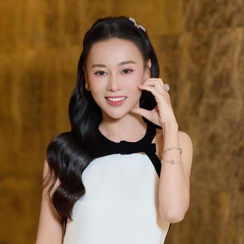 Phương Oanh luôn được khán giả yêu mến. Ảnh: FBNV
