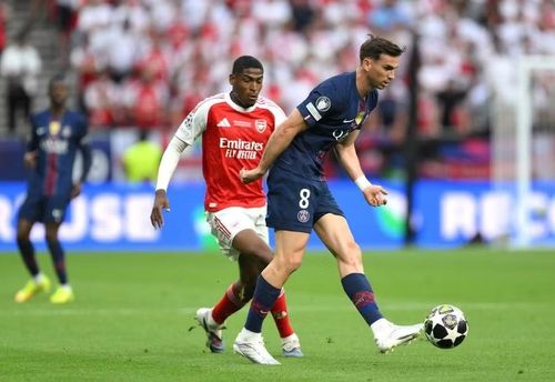 Arsenal đã chơi pressing đầy chủ động ngay từ những giây đầu tiên của trận đấu. Ảnh: UEFA