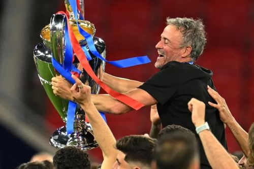 Luis Enrique và Paris Saint-Germain sẽ tiếp tục chinh phục những đỉnh cao mới trong tương lai.