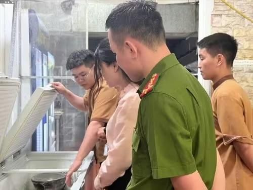 Qua kiểm tra, lực lượng chức năng đã phát hiện và xử lý nhiều hành vi vi phạm. Ảnh: anninhthudo.vn