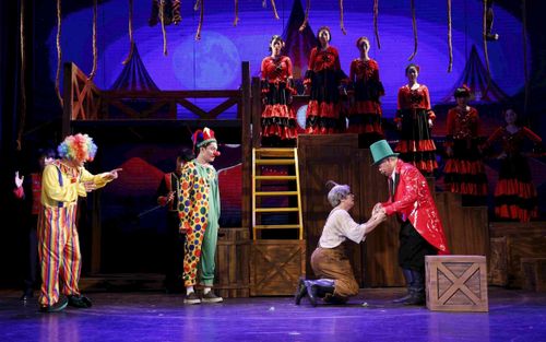 Một cảnh trong vở kịch “Pinocchio - Chú bé người gỗ” do Nhà hát Tuổi trẻ thực hiện. Ảnh: Nhà hát Tuổi trẻ