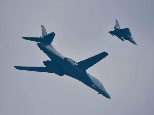 Mặc dù tính đến năm 2011, tất cả phi đội B-1B cuối cùng đã được xếp hạng lại là máy bay chỉ mang vũ khí thông thường và được Nga kiểm tra hàng năm, tuy vậy thực trạng trên có thể sớm thay đổi.