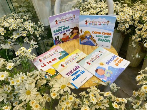 Bộ sách Hạt giống tâm hồn dành cho thiếu nhi tiếp tục được nhiều phụ huynh lựa chọn như một món quà đồng hành cùng con trong mùa hè.