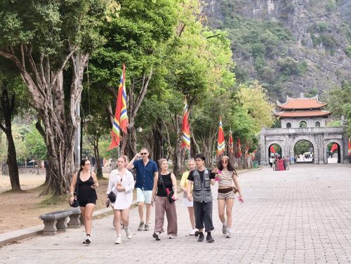 Tiến độ lập Quy hoạch bị chậm làm ảnh hưởng đến công tác quản lý, bảo tồn, phát huy giá trị Di tích quốc gia đặc biệt Cố đô Hoa Lư và việc triển khai thực hiện các dự án liên quan