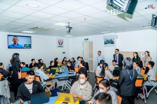 Một hoạt động học thuật tại Trường Đại học Công nghệ Kỹ thuật TPHCM. Ảnh: HCMUTE.