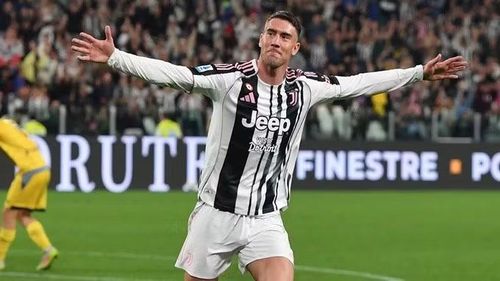 Hợp đồng của chân sút Dusan Vlahovic với Juventus sẽ chính thức đáo hạn vào cuối tháng này.