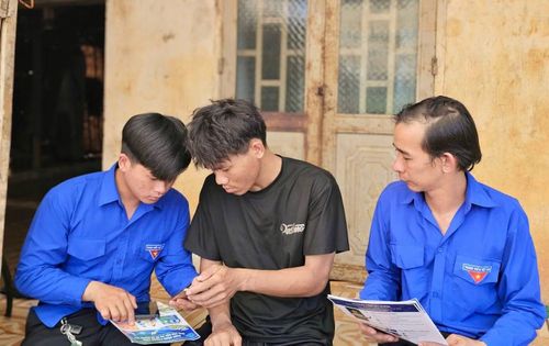 'Cầm tay chỉ app' đang mở đường chuyển đổi số vùng sâu ở Lâm Đồng.