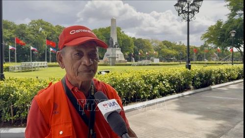 Thợ ảnh Leopoldo Alviento tại Manila. Ảnh: Đỗ Vân/PV TTXVN tại Đông Nam Á