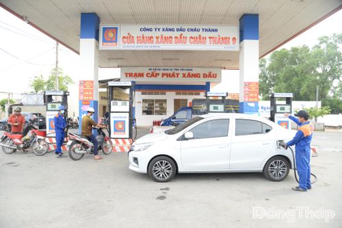 Tất cả cửa hàng, hệ thống đại lý của Công ty TNHH TMDV Xăng dầu Châu Thành chuyển sang kinh doanh xăng E10 từ sáng 1-6.