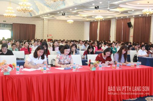 Đại biểu dự khai mạc chấm thi tuyển sinh lớp 10 THPT năm học 2026 - 2027