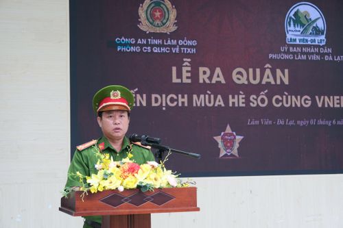 Lãnh đạo Phòng PC06, Công an tỉnh Lâm Đồng phát biểu phát động chiến dịch