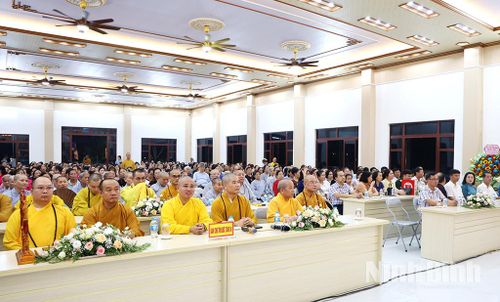 Các đại biểu dự Đại lễ.