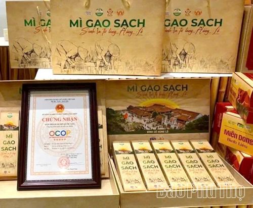 Sản phẩm mì gạo của HTX Mì gạo Hùng Lô được đóng gói bảo đảm an toàn, đáp ứng nhu cầu thị trường.