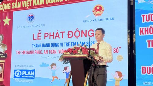 Đại diện lãnh đạo xã Kim Ngân phát biểu hưởng ứng tại lễ phát động - Ảnh: Q.N