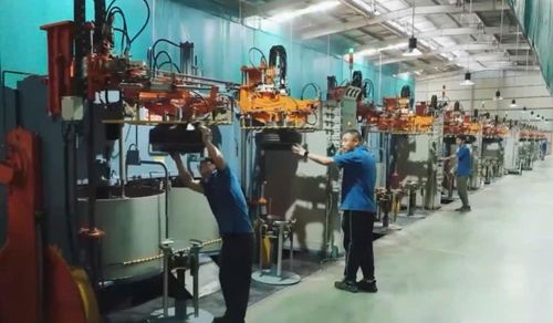 Tiết kiệm năng lượng cũng là đang được xem là giải pháp mà nhiều doanh nghiệp áp dụng để nâng cao hiệu quả sản xuất