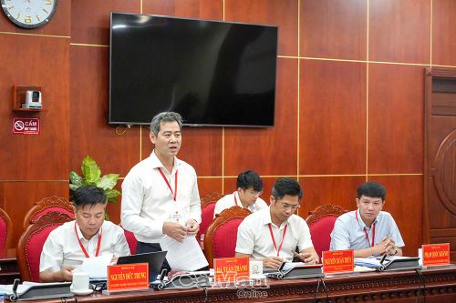 Thành viên Đoàn kiểm tra số 2 của Bộ GD&ĐT góp ý công tác chuẩn bị cho Kỳ thi tốt nghiệp THPT năm 2026 tại Cà Mau.