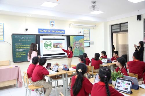 Một số trường học Hà Nội thí điểm ứng dụng trí tuệ nhân tạo AI trong học tập. Ảnh: Lê Nguyễn