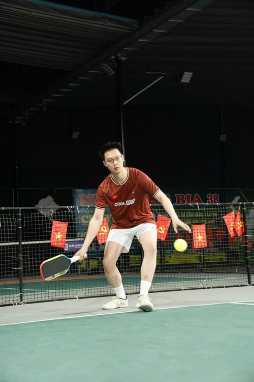  Văn Tiệp nhận thấy cơ hội gắn kết gia tăng khi tham gia giải pickleball trong chuyến du lịch công ty. Ảnh: NVCC. 