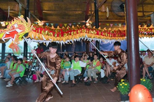 Lễ hội “Về nguồn” được xây dựng với mong muốn tạo ra một không gian vừa giải trí vừa kết nối du khách với văn hóa truyền thống của dân tộc