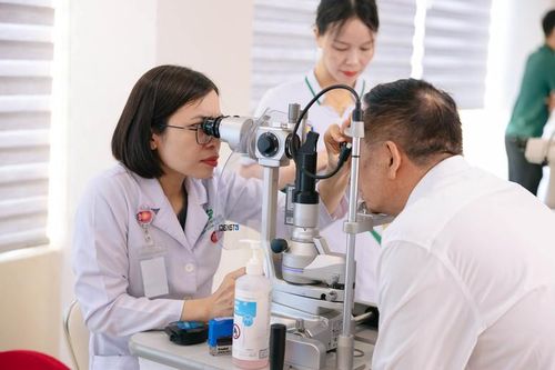 Trung ương Hội Người cao tuổi Việt Nam phối hợp với Bộ Y tế tổ chức chương trình nhân đạo "Mắt sáng cho người cao tuổi" giai đoạn 2025 – 2028 - Ảnh: VGP