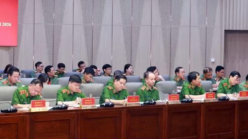 Các đại biểu tham dự hội nghị.