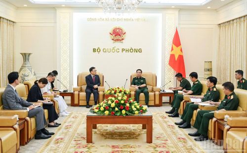 Quang cảnh buổi tiếp.