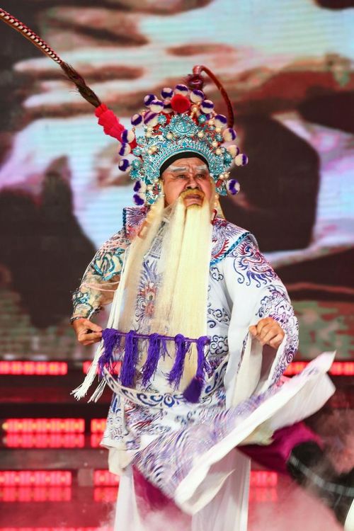 Nghệ sĩ Thanh Sơn