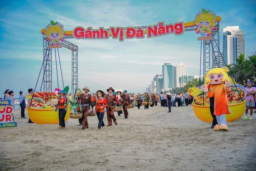 Du lịch- điểm sáng nổi bật trong bức tranh kinh tế thành phố.