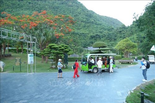 Khu du lịch sinh thái Vườn chim Thung Nham đưa các sản phẩm theo bộ tiêu chí Du lịch xanh vào hoạt động.