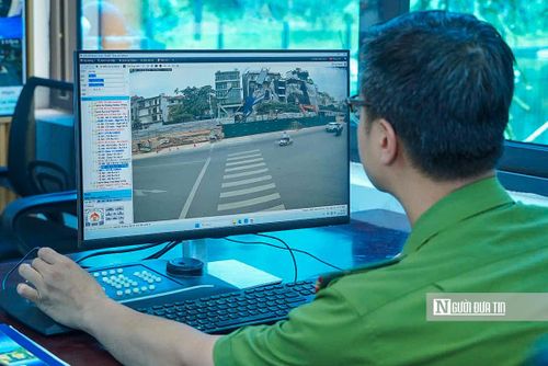 Là một trong số những phường đầu tiên ở Hà Nội thí điểm Trung tâm giám sát camera, sử dụng công nghệ để giám sát, xử lý vi phạm trật tự đô thị, Công an phường Tây Hồ đang vận hành và sử dụng dữ liệu từ 152 camera bao quát khắp địa bàn, từ ngõ nhỏ cho đến những phố lớn.