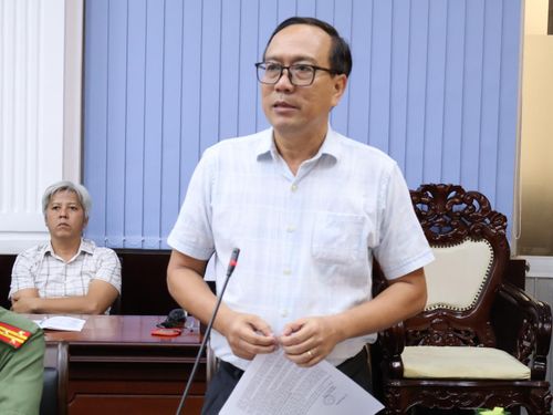 Đại diện Sở Xây dựng tham gia góp ý kiến.