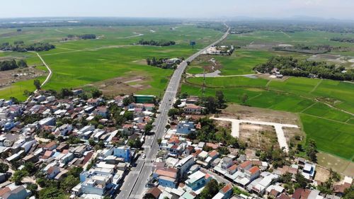Thành phố sẽ đầu tư các tuyến cao tốc, kết nối bắc - nam và đông - tây. Ảnh: KHÁNH HÀ