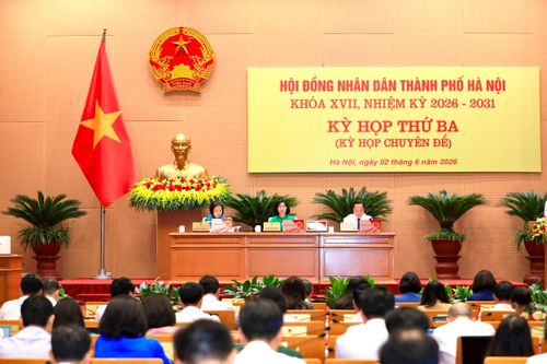 Kỳ họp thứ ba, HĐND thành phố Hà Nội đã thông qua Nghị quyết quy định chính sách về đất đai đối với đồng bào dân tộc thiểu số sinh sống trên địa bàn thành phố Hà Nội.