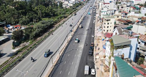 Quốc lộ 1A tiếp tục được mở rộng nhằm đảm bảo nhu cầu giao thông. Ảnh minh họa.