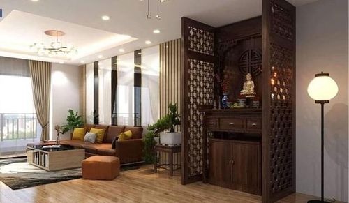 Đặt bàn thờ trong phòng khách chung cư cần tránh việc đặt ngay đối diện cửa chính.