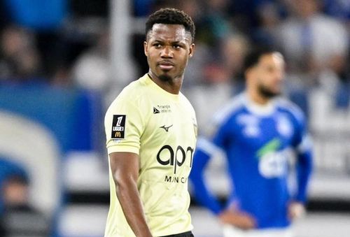  Sau mùa giải thi đấu khá hiệu quả với 12 bàn thắng, "Tiểu Messi" Ansu Fati được AS Monaco mua đứt từ Barcelona với giá 11 triệu euro. 