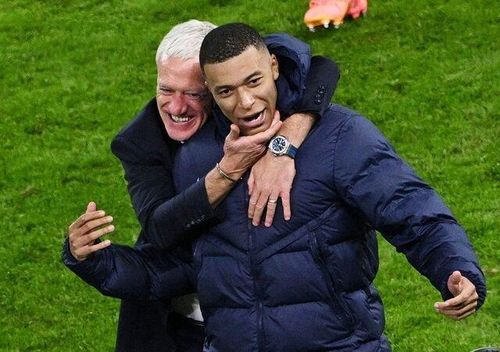  Deschamps sẽ đối đầu với bài toán khó mang tên Mbappe. 