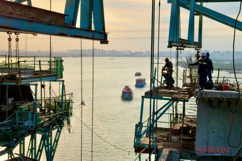  Tác phẩm "Nhịp cầu phát triển". Tác giả: NGUYỄN HỒ 