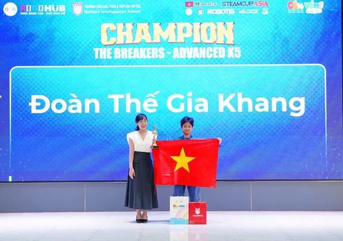 Một trong những học sinh đạt giải Nhất - Vòng Chung kết cuộc thi Robotics quốc tế STEAMCUP Asia 2026.