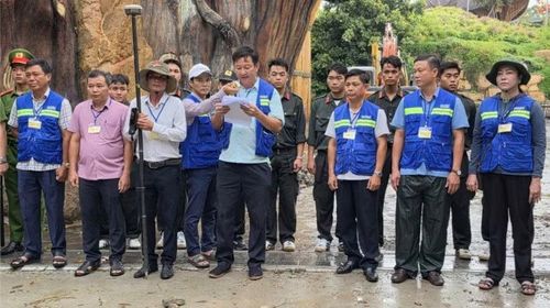 Công bố quyết định cưỡng chế đối với ông Lê Trọng Đ. và ông Trần Văn L.