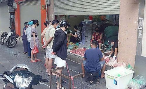 Vượt qua khó khăn, những H1, H2 vẫn cung ứng thực phẩm cho cư dân Hà Nội trong suốt đại dịch Covid 19. Ảnh: TTC
