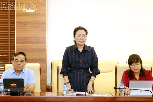 Đồng chí Phạm Thị Xuân Trang phát biểu tại hội nghị.
