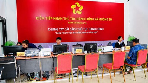 Trung tâm Phục vụ hành chính công xã Mường Bo tạo điều kiện thuận lợi cho người dân giải quyết các thủ tục hành chính.