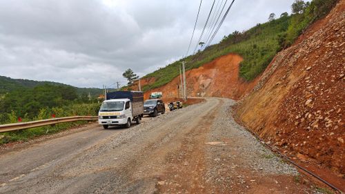 Phường Lang Biang - Đà Lạt mở đường tạm để bảo đảm lưu thông trên tuyến Bidoup - Đạ Sar