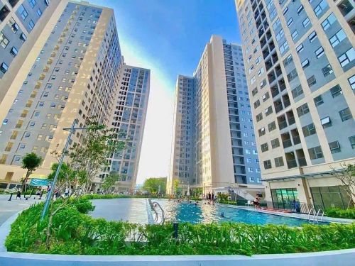 Quỹ nhà ở xã hội tại Khu đô thị xanh Bàu Tràm Lakeside, Đà Nẵng gồm 539 căn, được cho thuê từ năm 2023, giá 78 nghìn đồng/m2/tháng, diện tích từ 45-70 m2/căn. Đối tượng thuê thuộc diện ưu tiên như người có công, lao động thu nhập thấp, sinh viên…